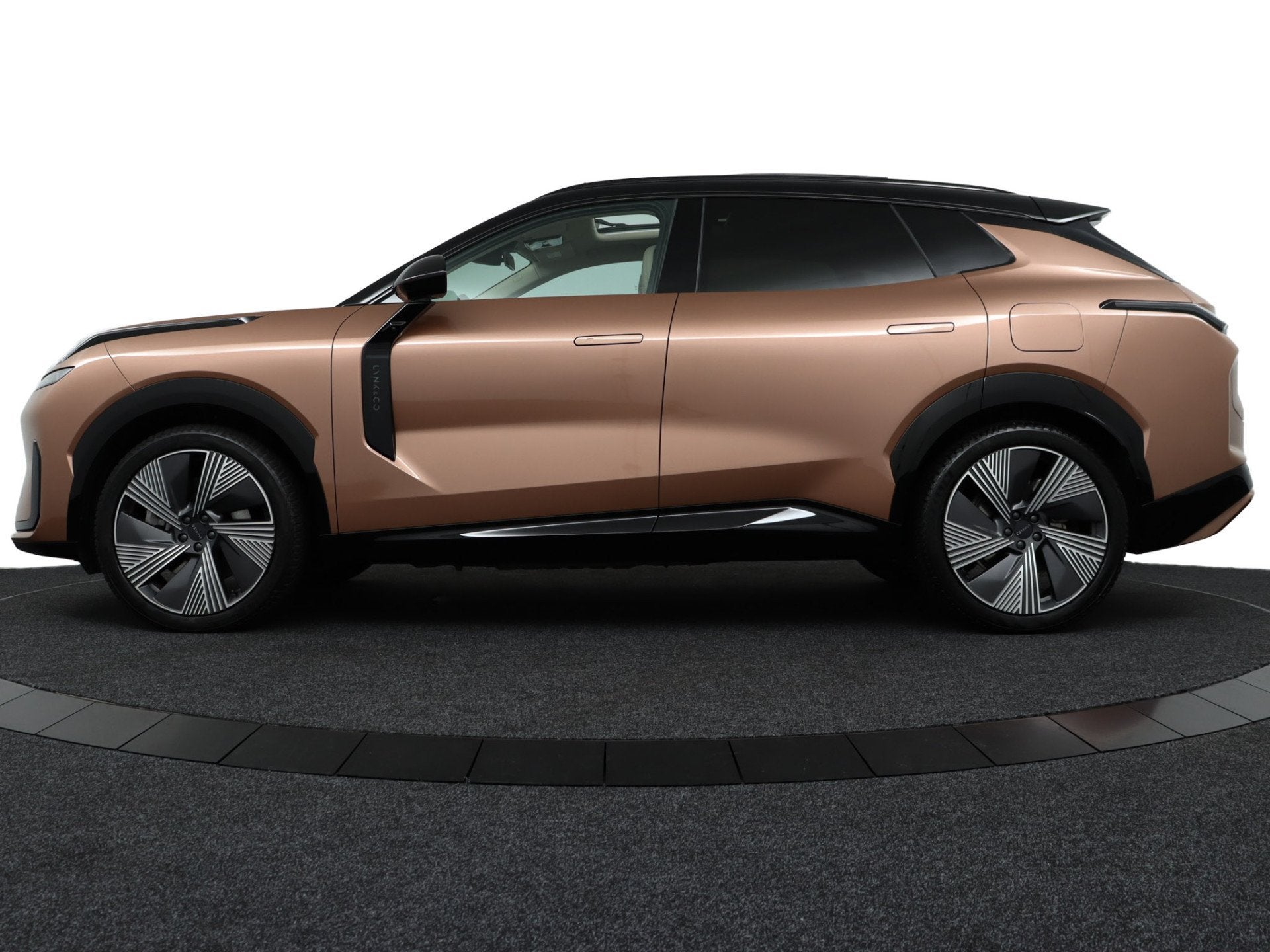 Lynk & Co 08 1.5 More - Trekhaak - All-seasonbanden - Schuif, Auto's, Gebruikt, Euro 6, 4 cilinders, 2087 kg