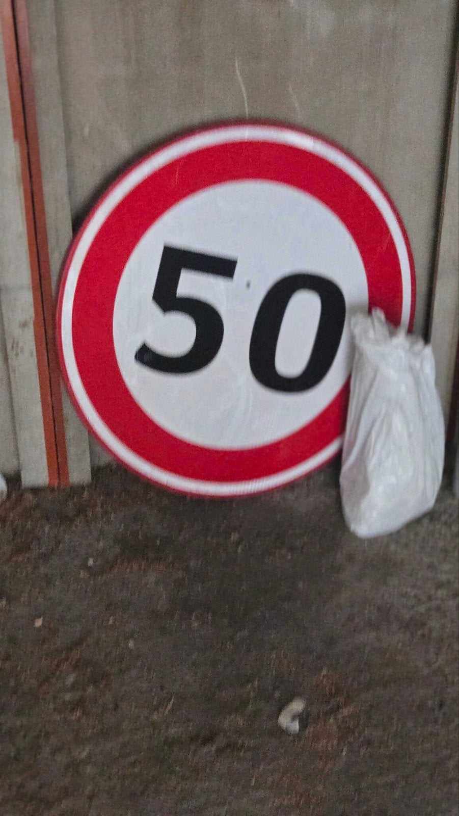 50 km bord leuk voor iemand die 50 wordt !!!, Ophalen of Verzenden, Zo goed als nieuw