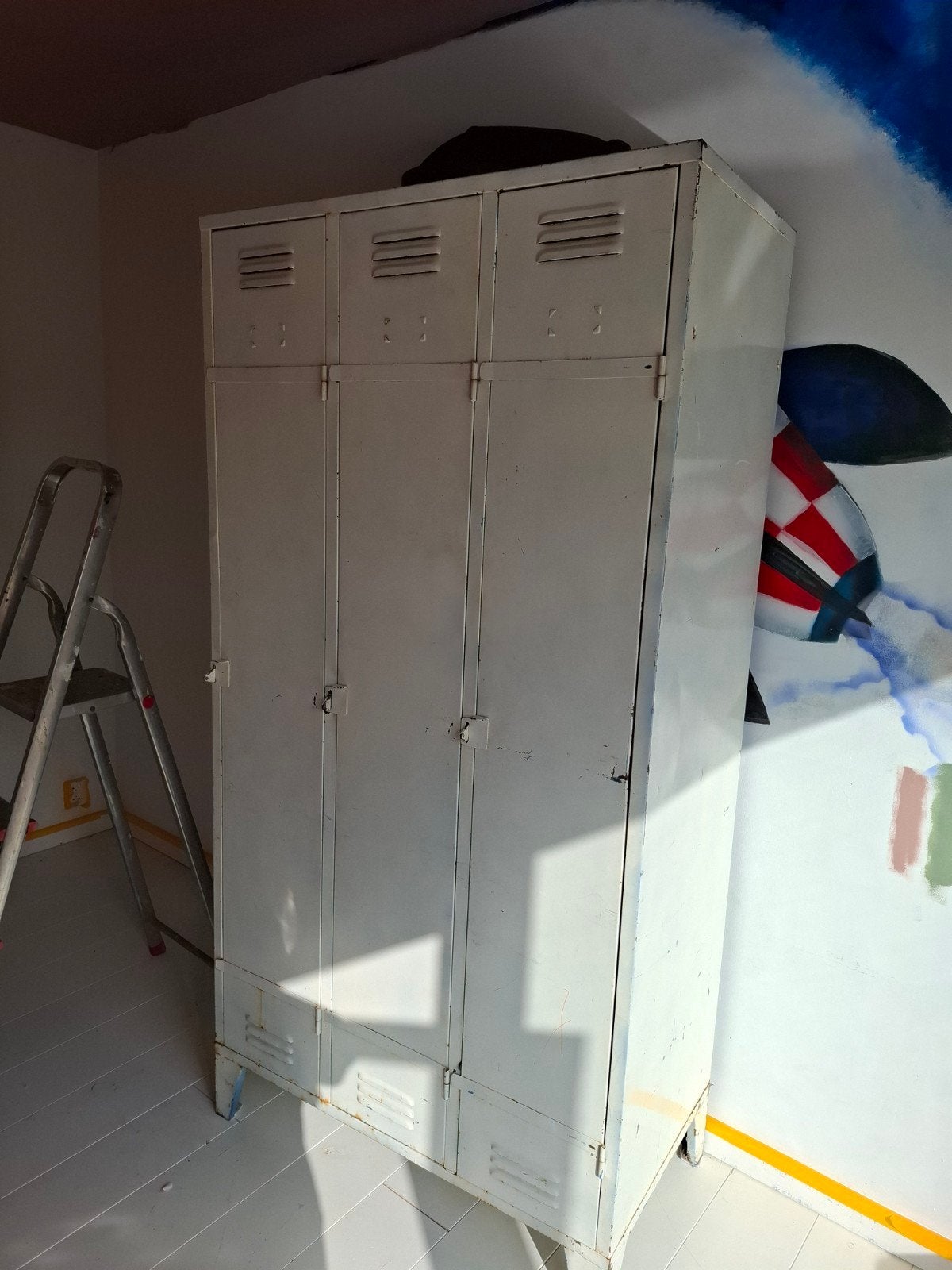 Vintage metalen locker / kledingkast, Huis en Inrichting, Ophalen, Gebruikt, Industrieel, Retro, Vintage