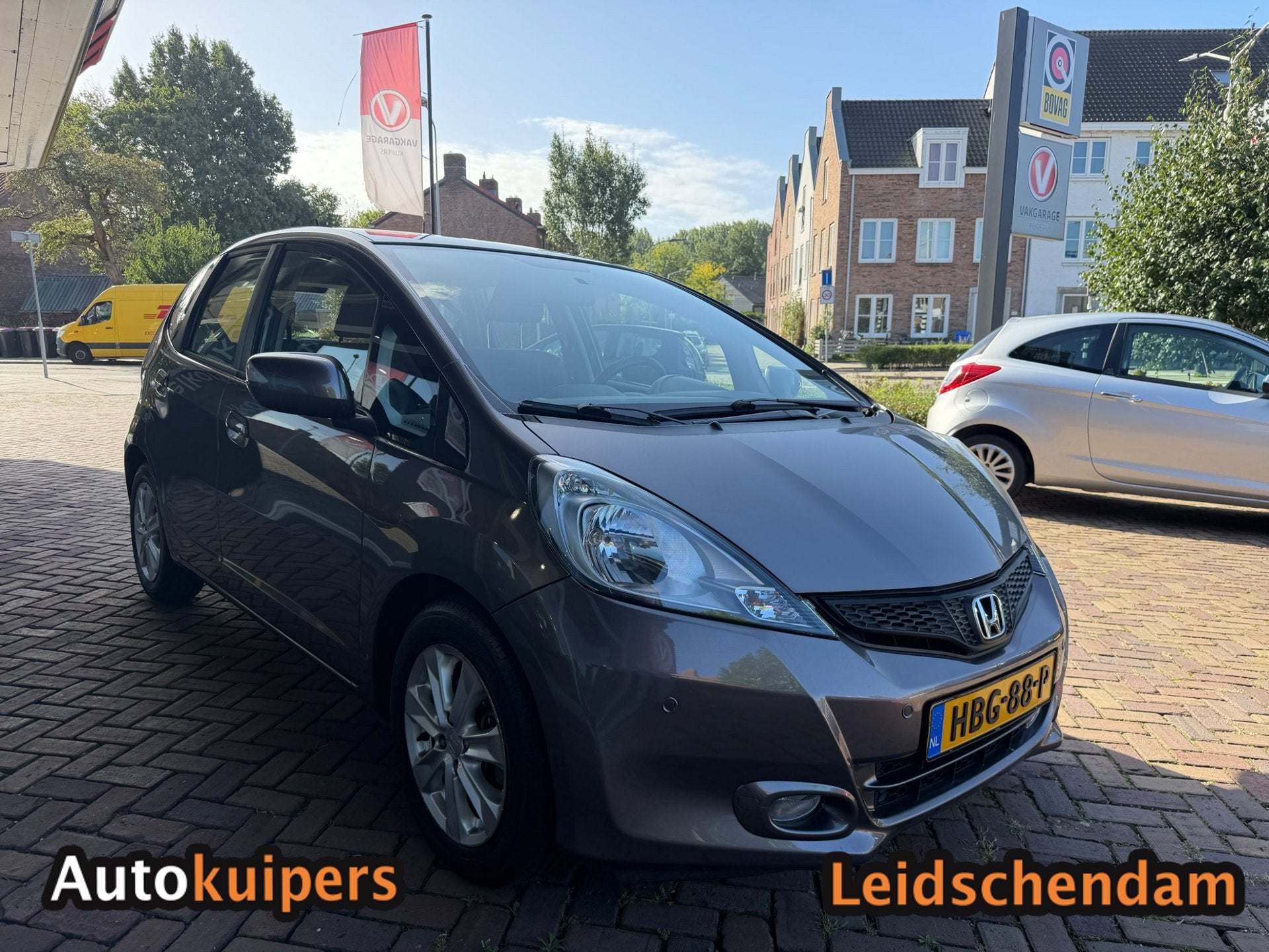 Honda JAZZ 1.4 Comfort, Auto's, Stof, Gebruikt, Zwart, 4 cilinders