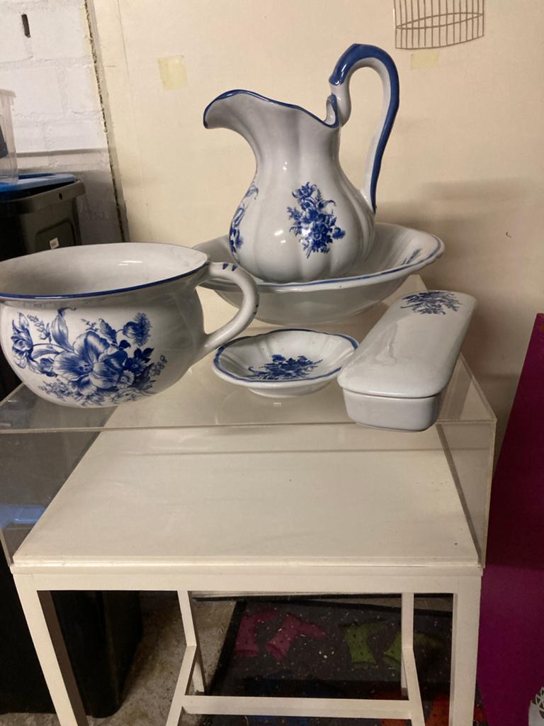 Delftsblauw wasstel met po en zeepbakje, Ophalen, Zo goed als nieuw