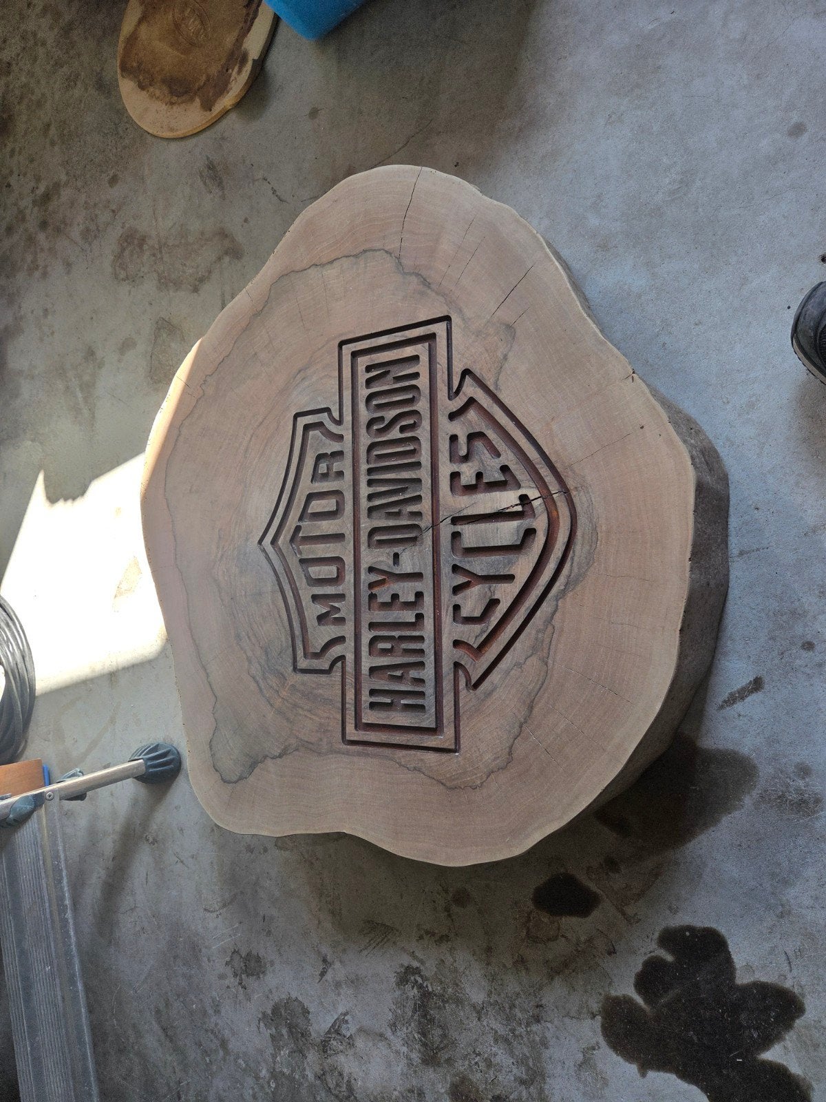 Tafel blad  650mm rond   130mm dik, Motoren, Ophalen