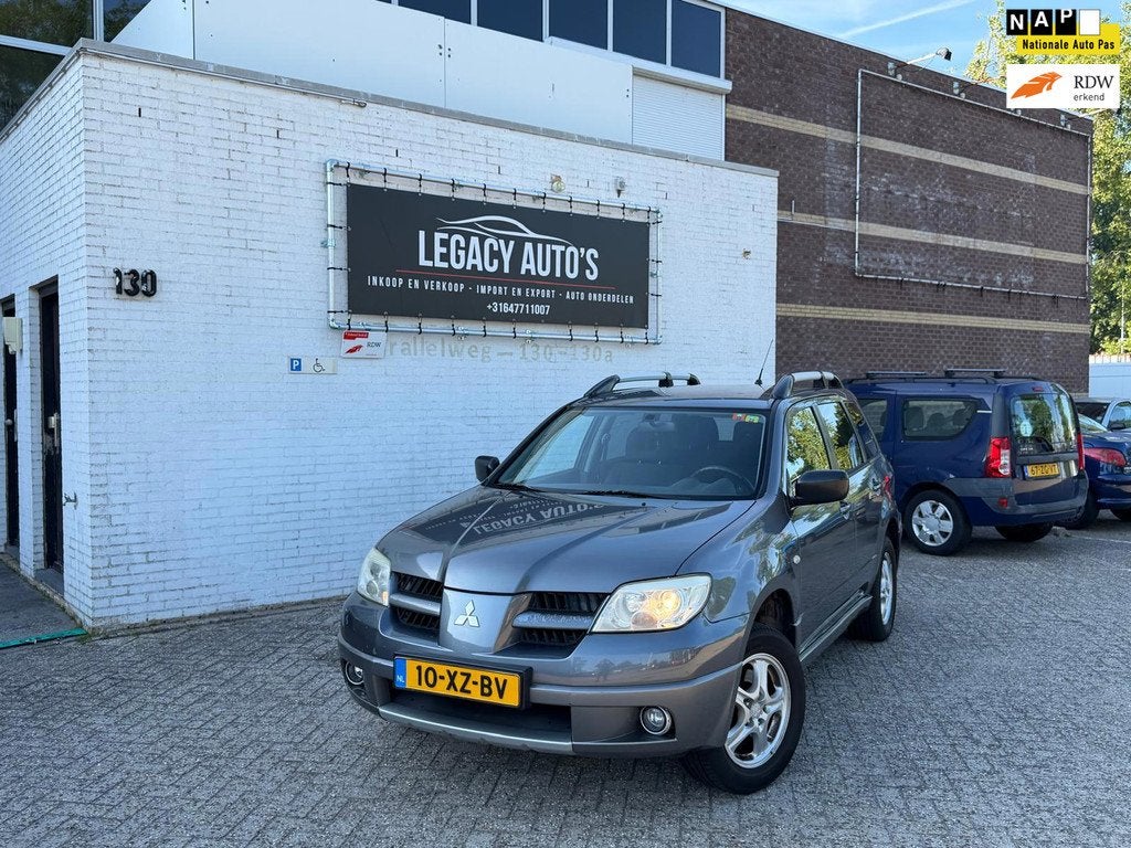 Mitsubishi Outlander Sport 2.0 Invite+ - APK 01/2027 / IJSKO, Auto's, Mitsubishi, Voorwielaandrijving, Zwart, 4 cilinders, 1415 kg