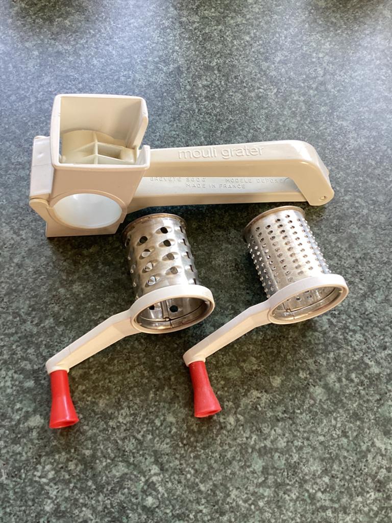 Moulinex kaasmolentje. Mouli Grater., Ophalen, Zo goed als nieuw, Wit