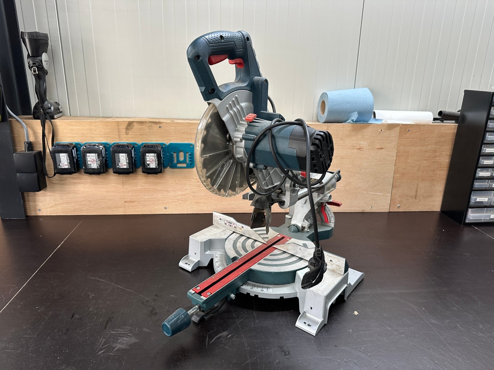 Bosch Professional gcm 80 sj afkortzaag, Doe-het-zelf en Verbouw, Ophalen, Zo goed als nieuw, Afkortzaag, 30 tot 70 mm