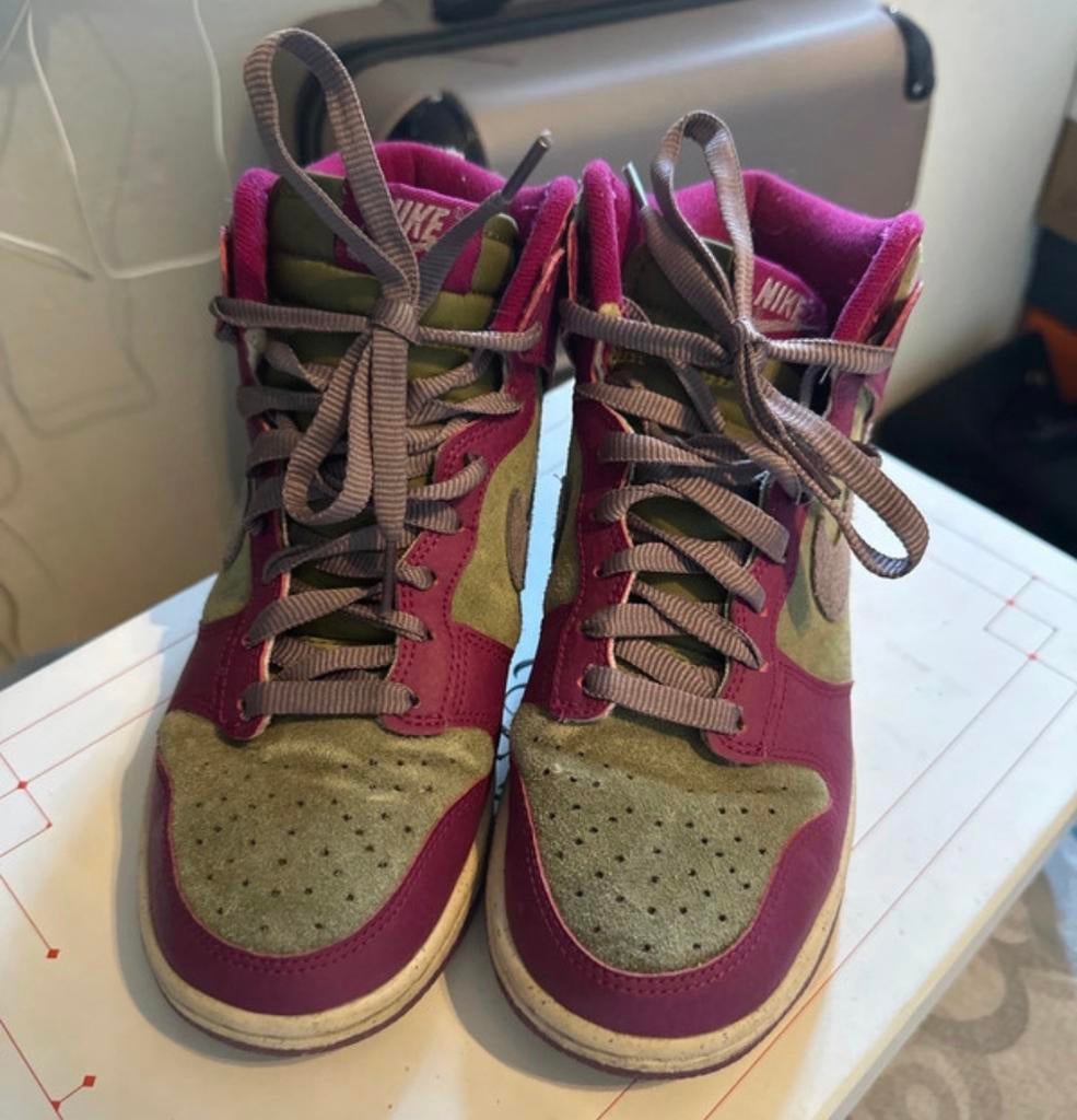 Hoge Nike sneakers maat 37,5 - Paars/Groen, Ophalen of Verzenden, Gedragen, Overige kleuren, Sneakers of Gympen