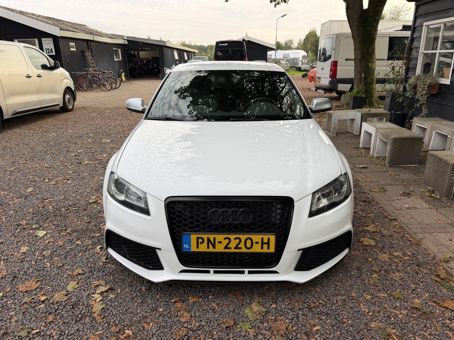 Audi RS3 Sportback 2.5 T Quattro Exclusive (bj 2012), Auto's, Automaat, Euro 5, Gebruikt, Zwart