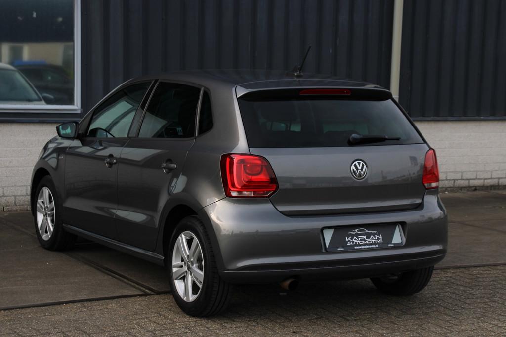 Volkswagen Polo 1.2 TSI Highline Navi Cruise NWE KETTING Sto, Auto's, Voorwielaandrijving, Gebruikt, 4 cilinders, Leder en Stof