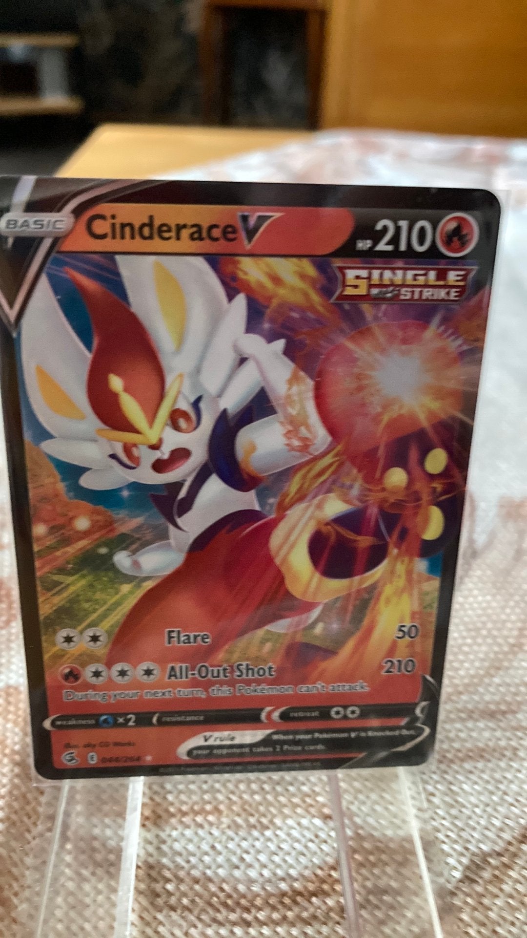 Pokemon Cinderace V 4/264 Fusion Strike 3,00 euro, Ophalen of Verzenden, Zo goed als nieuw