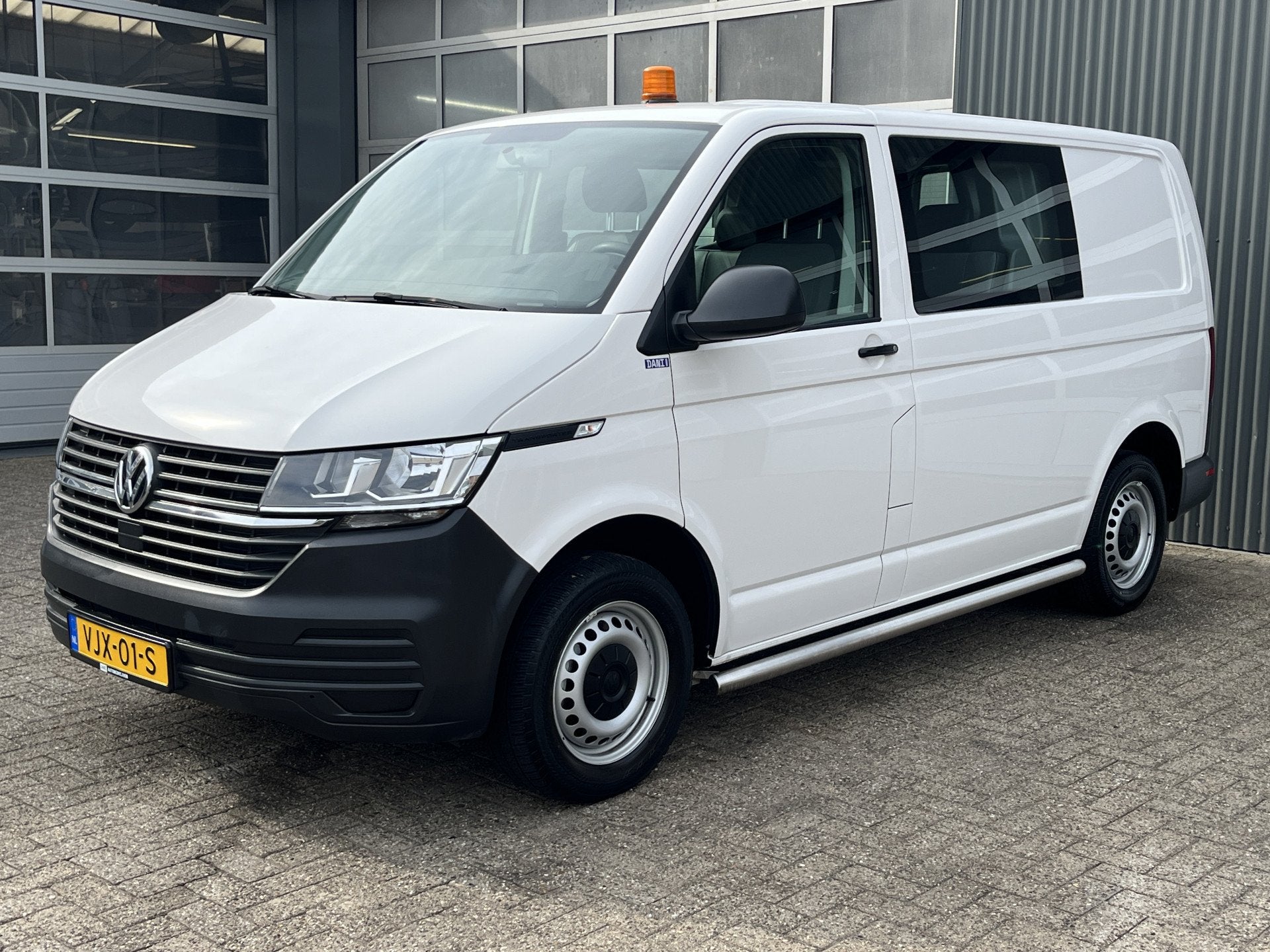 Volkswagen Transporter 2.0 TDI 90pk L1H1 DC Airco Trekhaak 2, Auto's, Gebruikt, 4 cilinders, Volkswagen, Wit