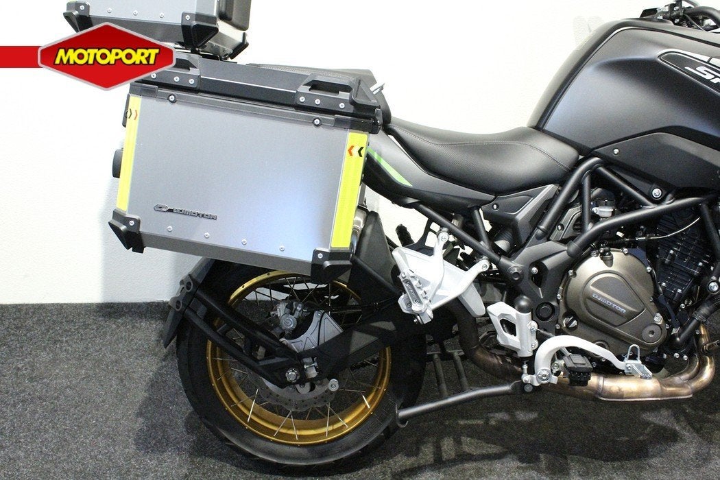QJMOTOR SRT 700 X TOURING (bj 2025), Qjmotor, MotoMondo, Info@motomondo.nl, Bedrijf