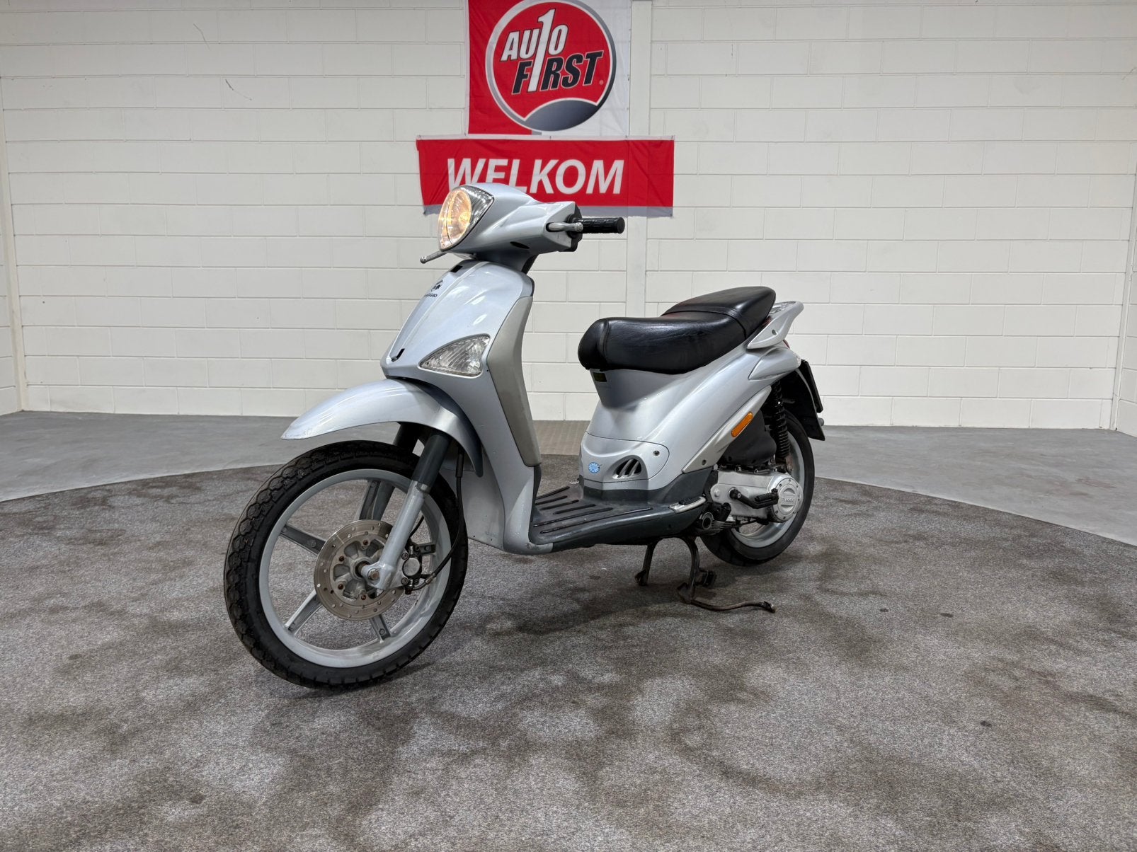 Piaggio Liberty 50, 2005, 24.400 km, Fietsen en Brommers, Scooters | Piaggio, Gebruikt, Overige modellen, Benzine, Ophalen of Verzenden