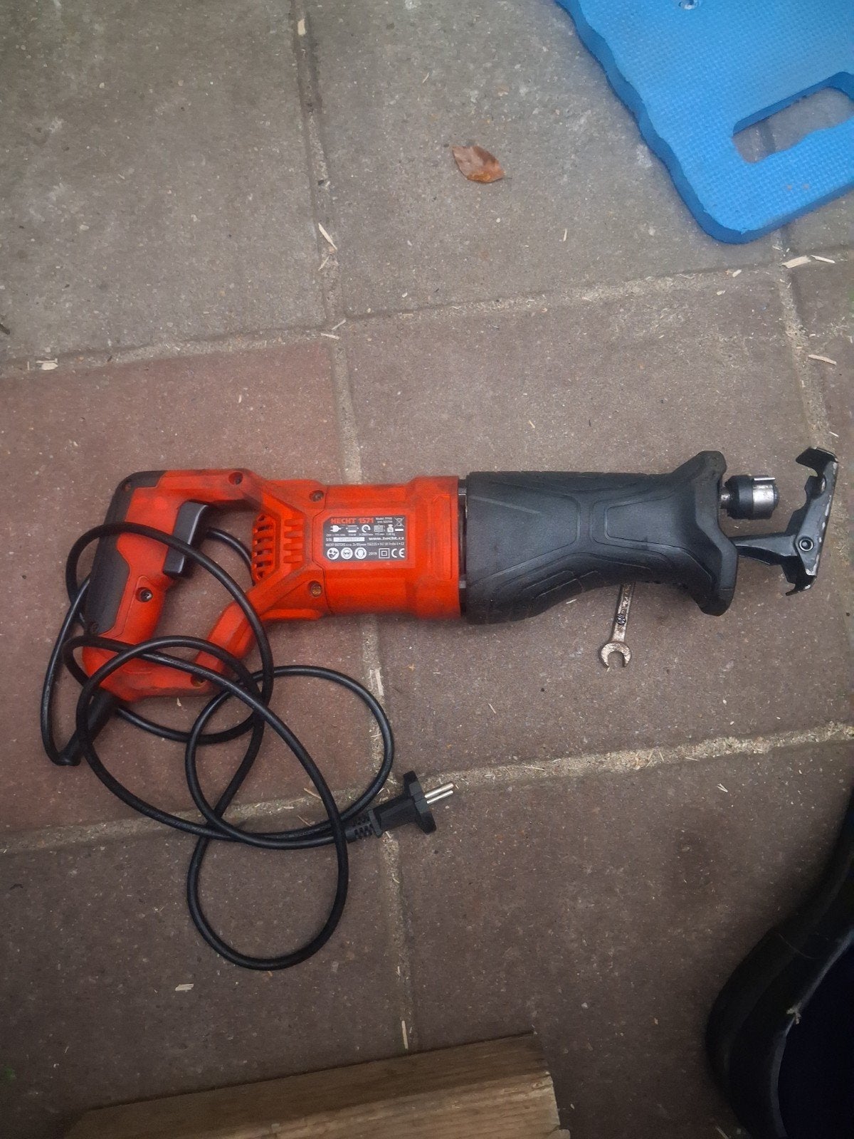 reciprozaag, Ophalen, Gebruikt, 70 mm of meer, 600 tot 1200 watt