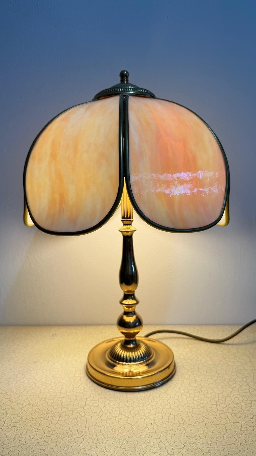 Vintage tafellamp met Tiffany stijl kap, Ophalen, Vintage