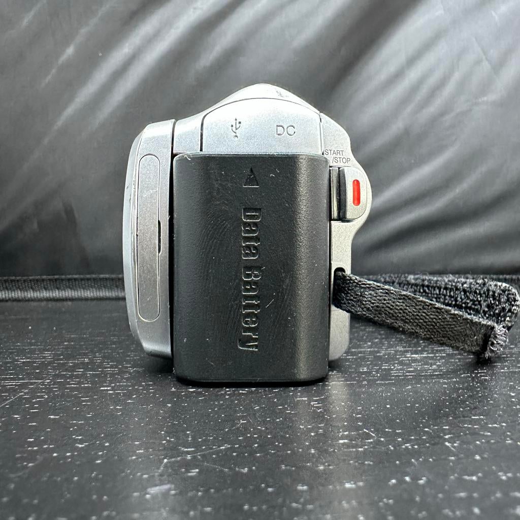 JVC Everio HD Camcorder met 4GB SD kaart, Gebruikt, Verzenden, H, D