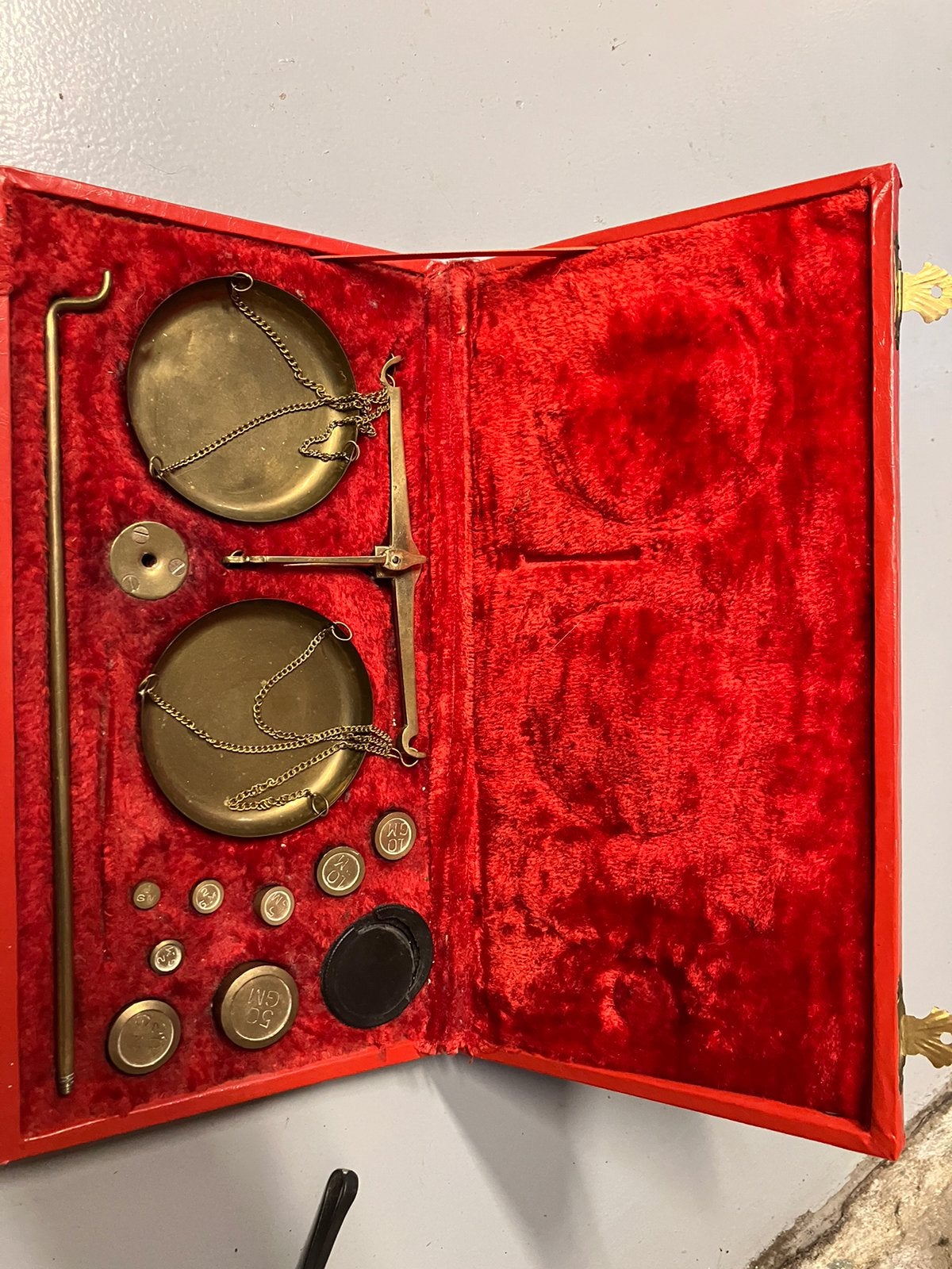 Aangeboden een goudweegschaaltje vintage, Ophalen of Verzenden, Koper