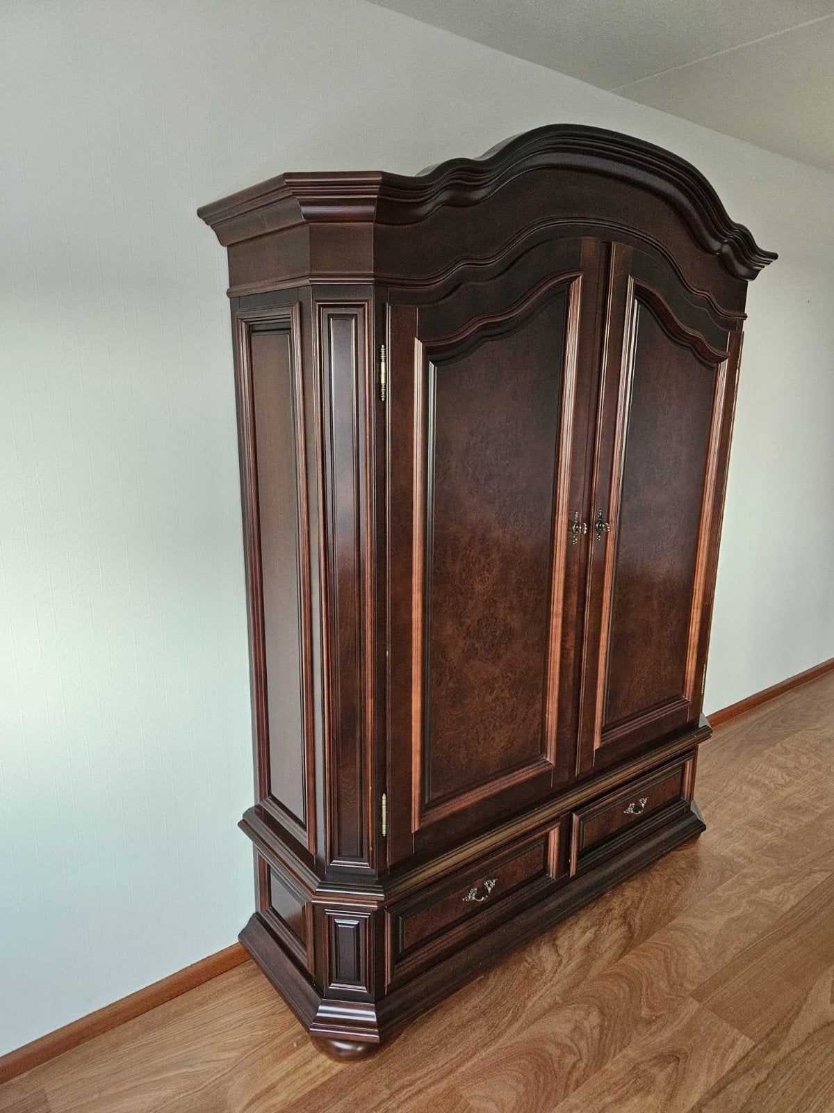 Mooie kast deels massief deels MDF, 210x150x50 cm, Huis en Inrichting, Ophalen