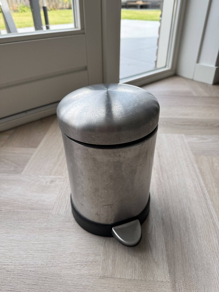 Kleine vuilnisbak, Ophalen, Kunststof, Gebruikt, Met pedaal