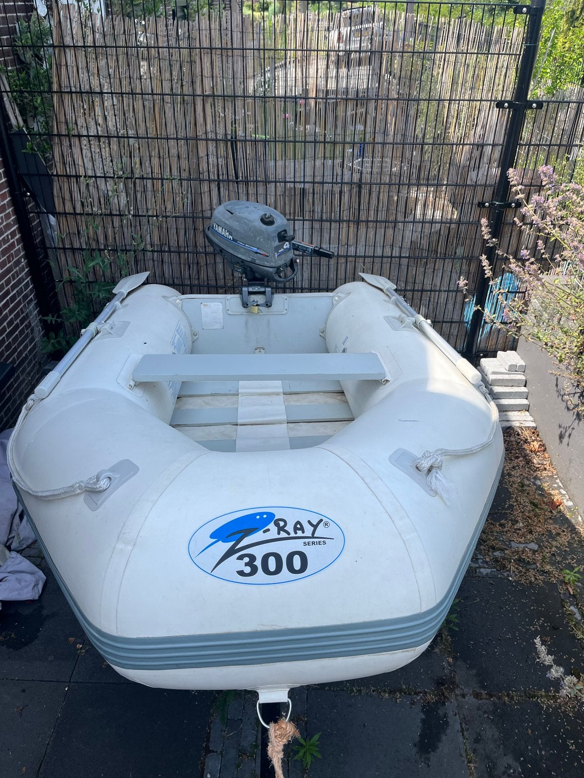 Snelle Rubberboot met yamaha 4pk 4-takt, Ophalen, Zo goed als nieuw, Benzinemotor, 1800 rpm of meer