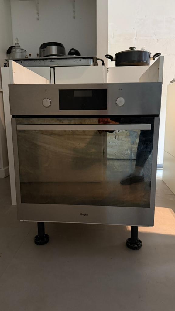 Whirlpool AKZ 548 IX Inbouwoven RVS – Werkend, Ophalen, Zo goed als nieuw