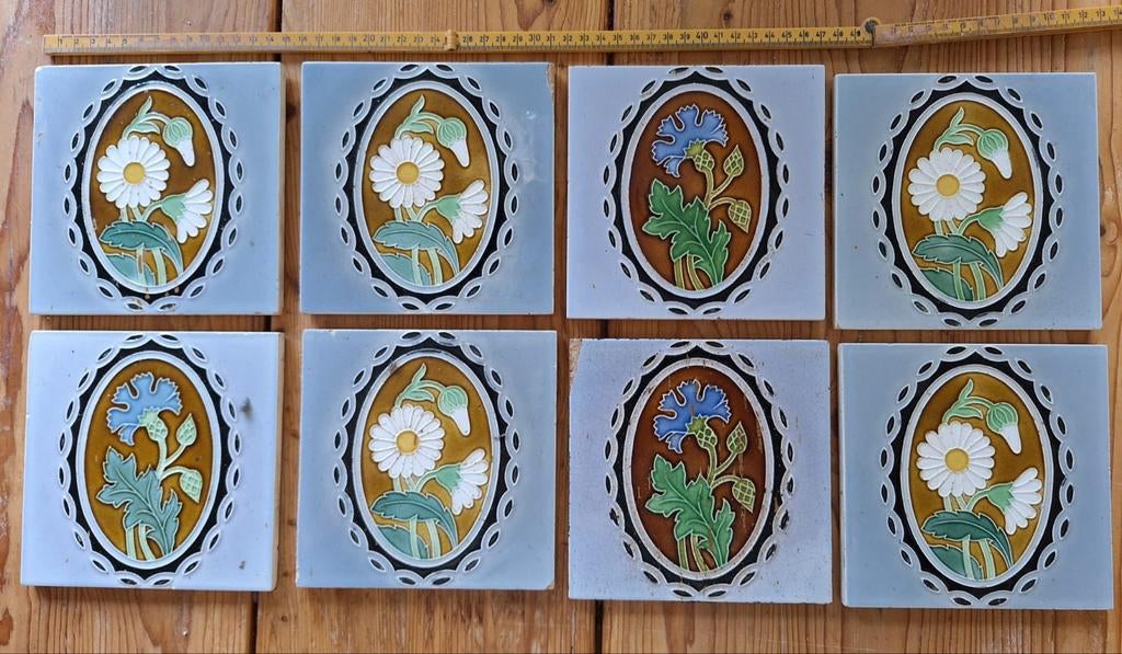 Set van 8 Antieke Art Nouveau Tegels met Bloemenpatroon, Ophalen of Verzenden