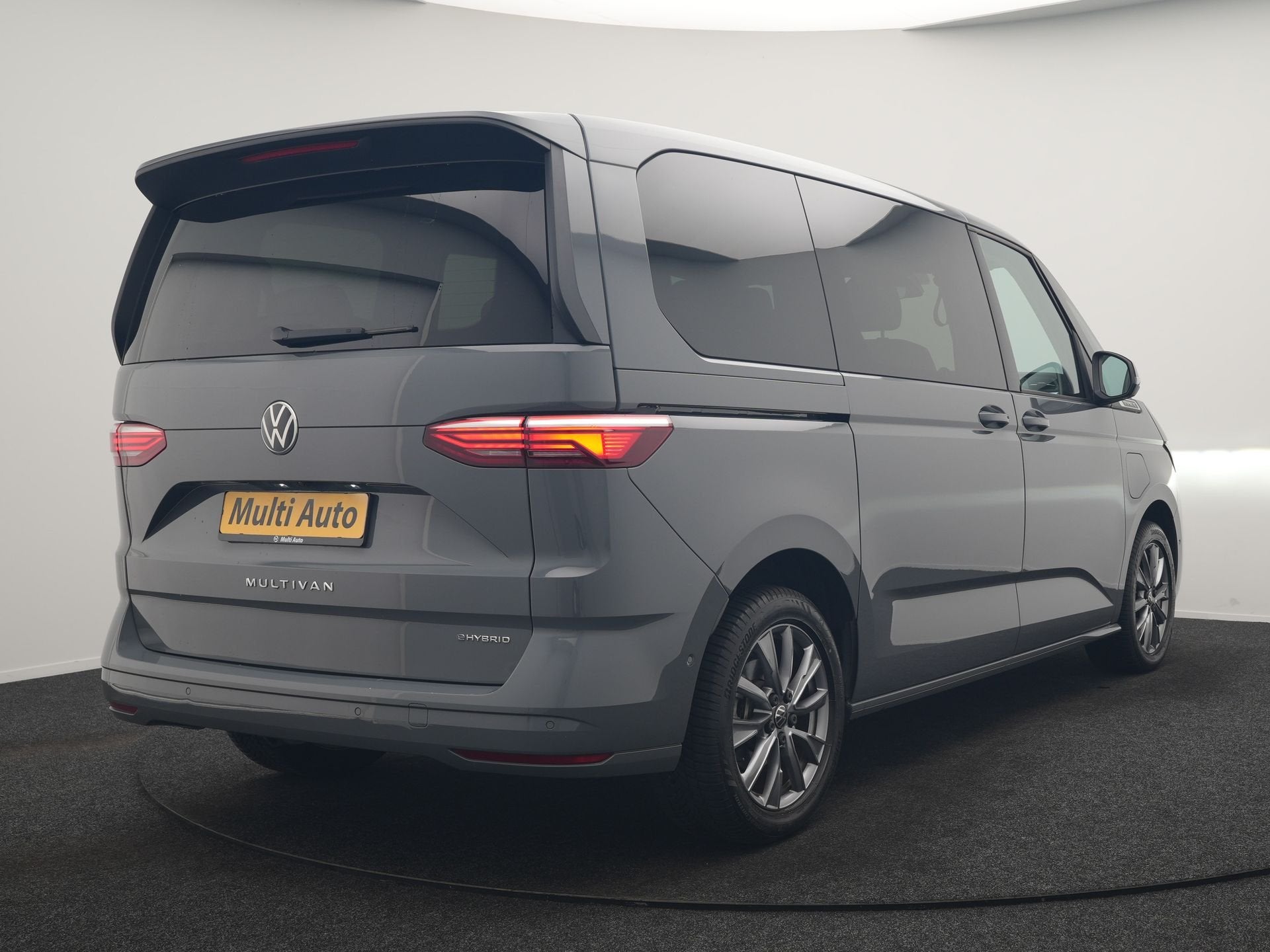 Volkswagen Multivan 1.4 eHybrid Energetic 6 Zits PHEV 218pk, Auto's, Dealer onderhouden, Stof, Gebruikt, 4 cilinders