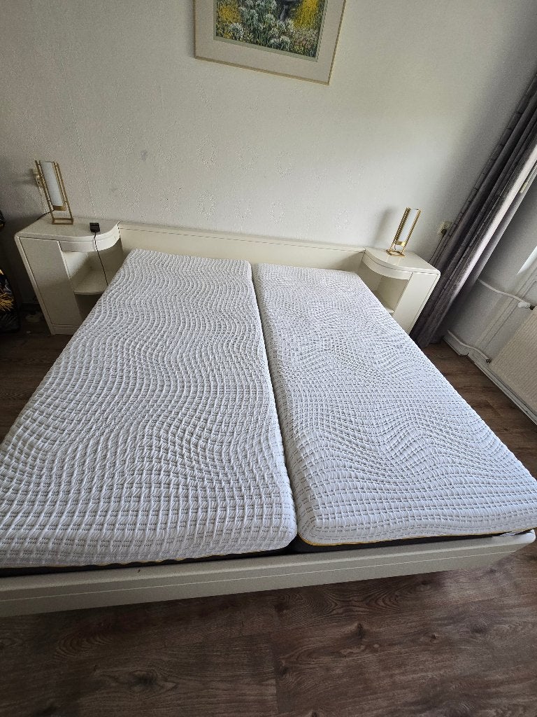 Auping elektrisch verstelbaar bed 180x200 met nachtkastjes, Huis en Inrichting, Ophalen, Tweepersoons, 180 cm, 200 cm
