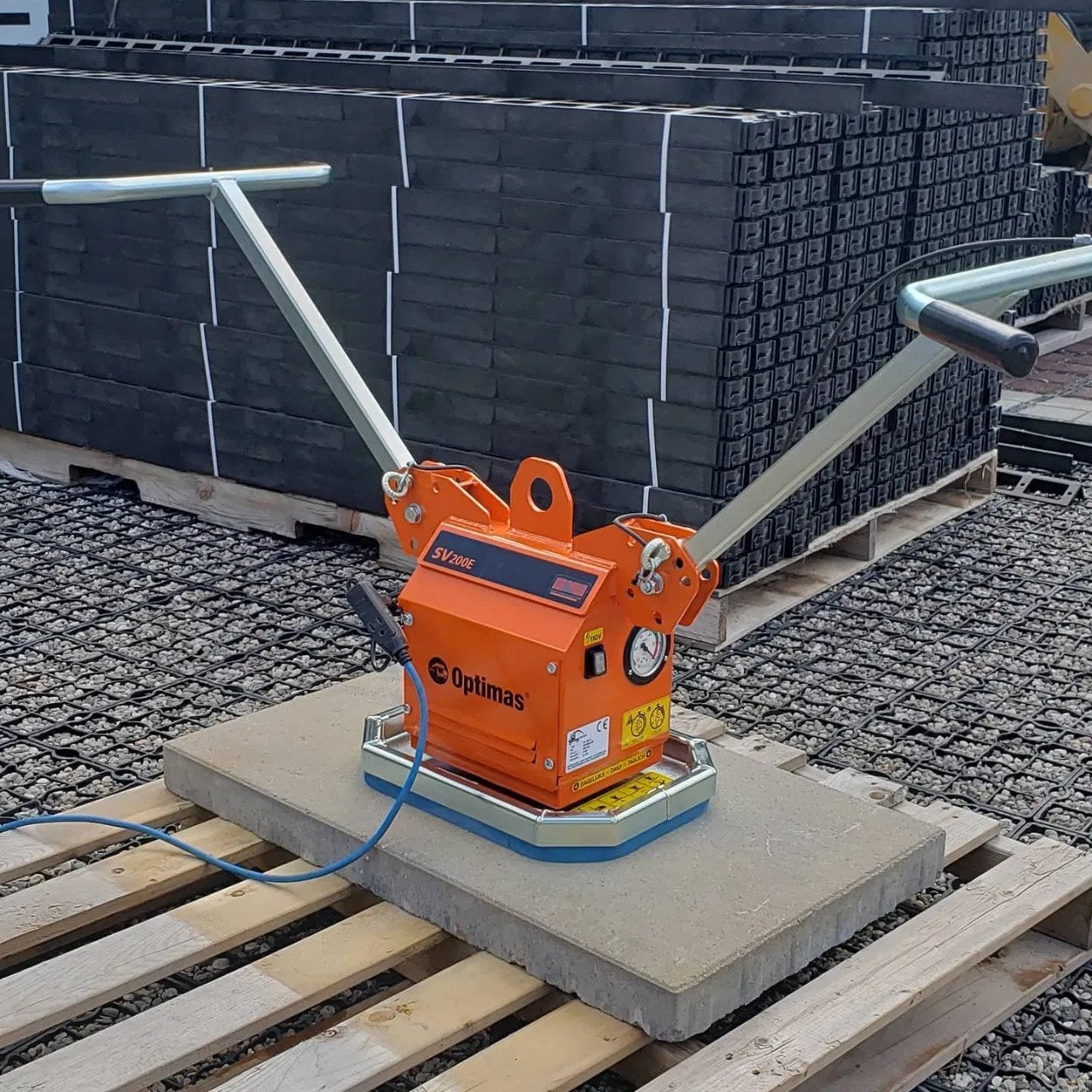 Optimas SV200E (bj 2022), Zakelijke goederen