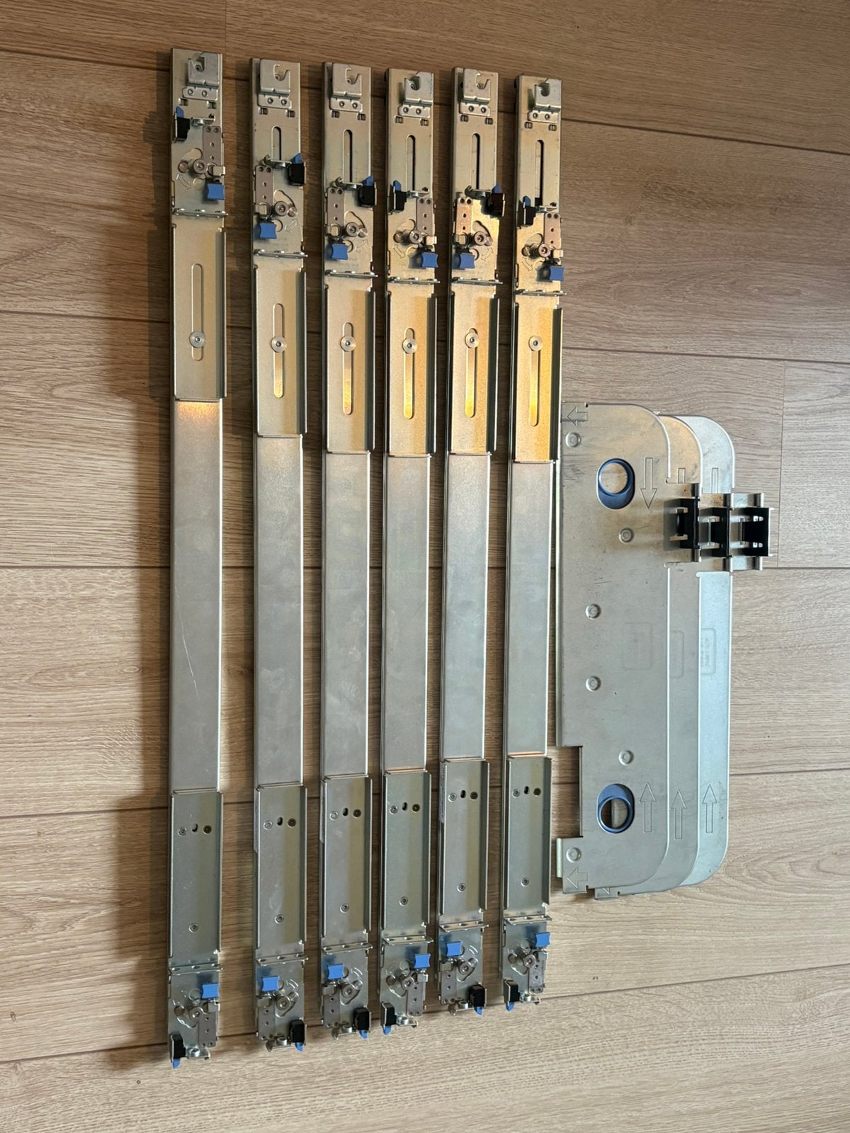 Dell server rack rails en kabelgeleiders, Ophalen, Gebruikt