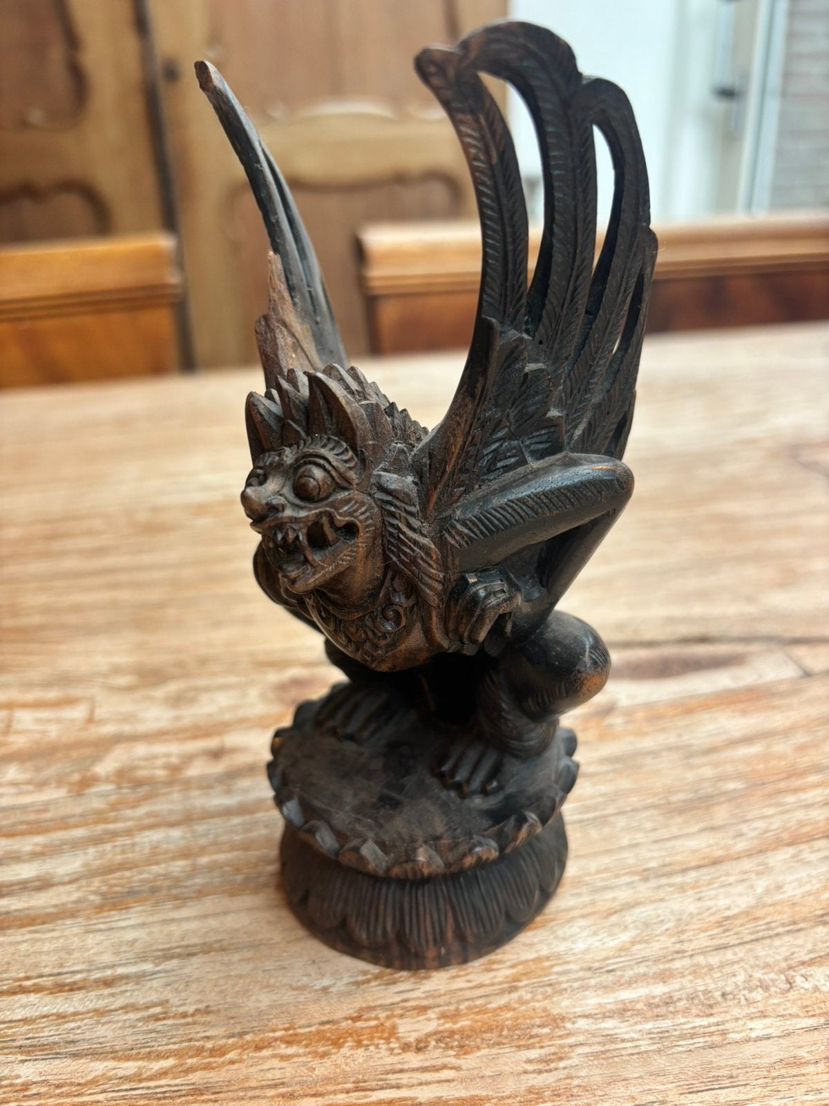 Oud Garuda beeldje, Houtsnijwerk, Minder dan 20 cm, Ophalen of Verzenden, Handgemaakt