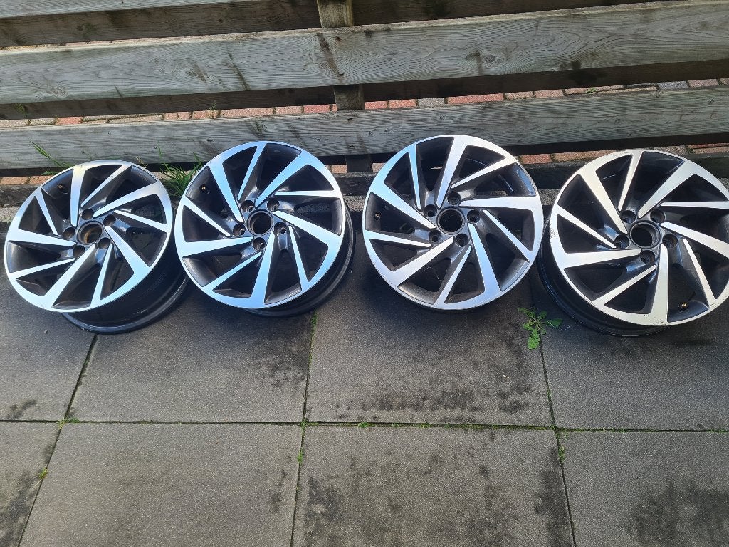 velgen vw golf 7, Ophalen, 17 inch, Zomerbanden, Velg(en)