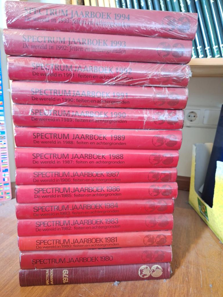 Spectrum jaarboeken, Ophalen, Gelezen