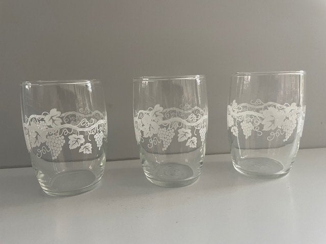 3 Vintage Glazen met Druiventak afbeelding , Ophalen of Verzenden