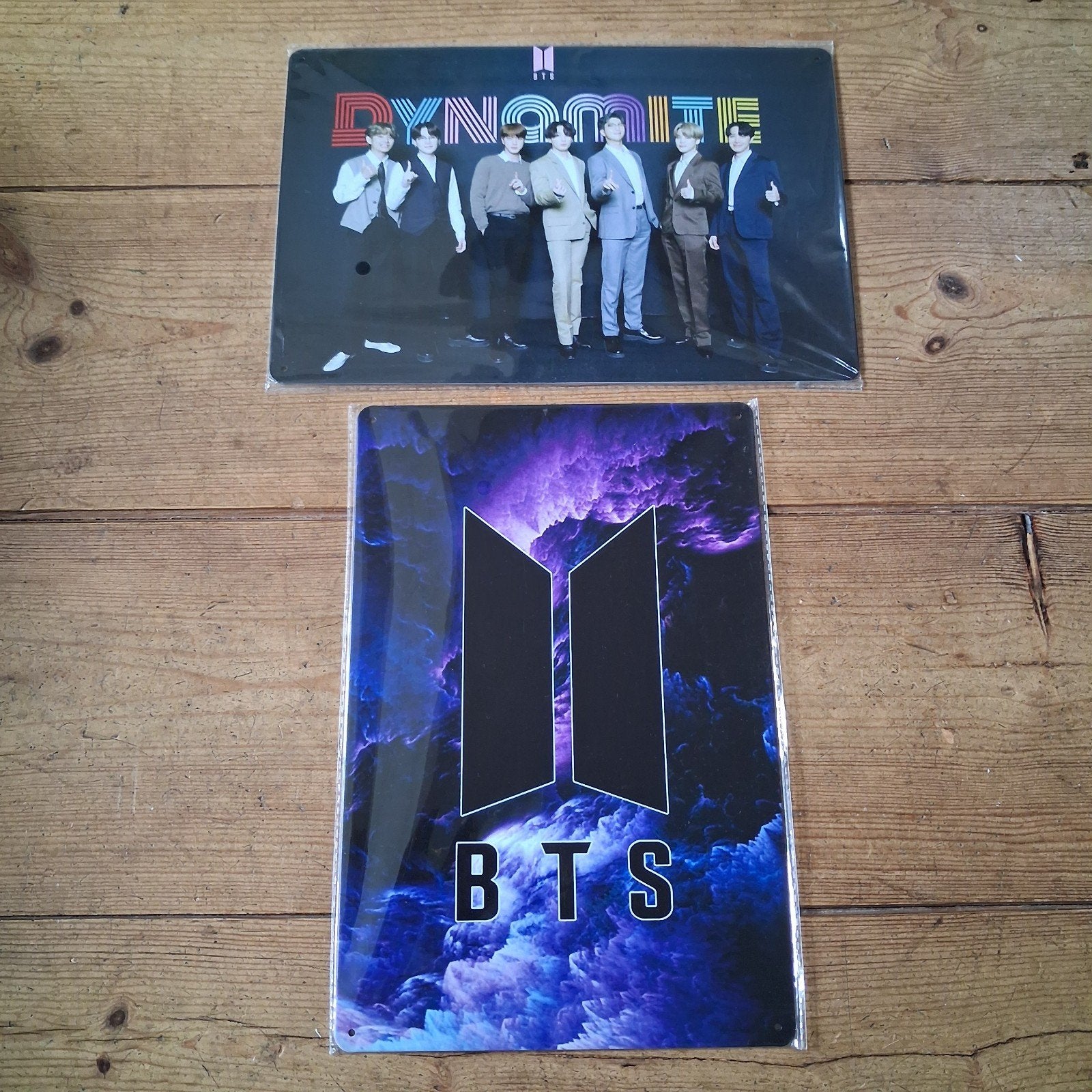 BTS Dynamite en Logo Platen - K-Pop Decoratie, Verzenden, Nieuw, Poster, Artwork of Schilderij