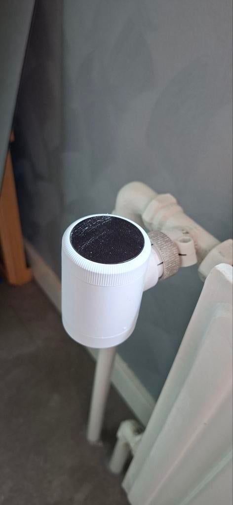 2xTado Slimme Radiatorknop - Energiebesparend en Comfortabel, Doe-het-zelf en Verbouw, Verwarming en Radiatoren, Thermostaat, Gebruikt