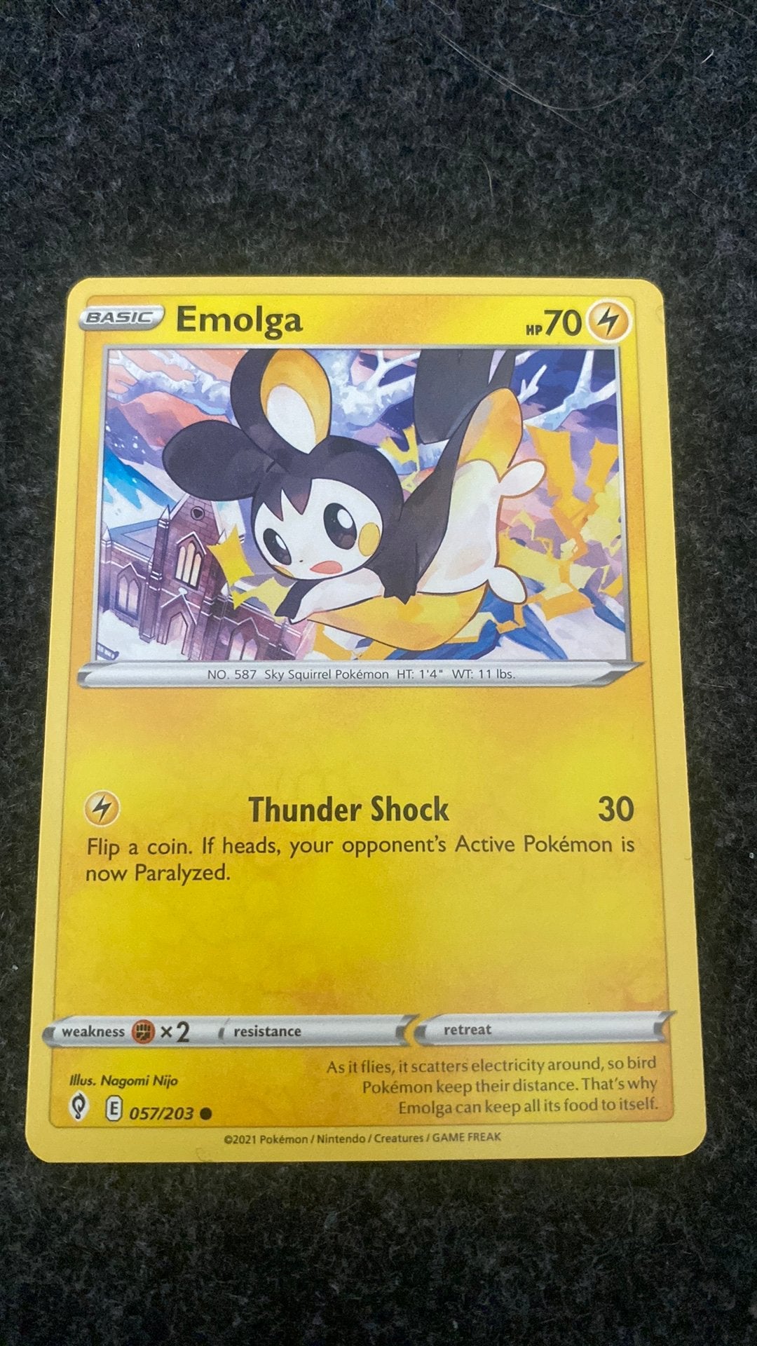 Evolving skies Emolga common - 057/203, Ophalen of Verzenden, Zo goed als nieuw