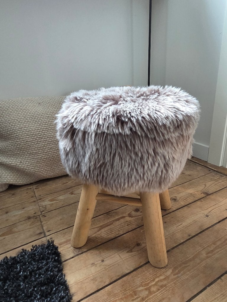 Krukje met bont, Ophalen, Nieuw, Hout