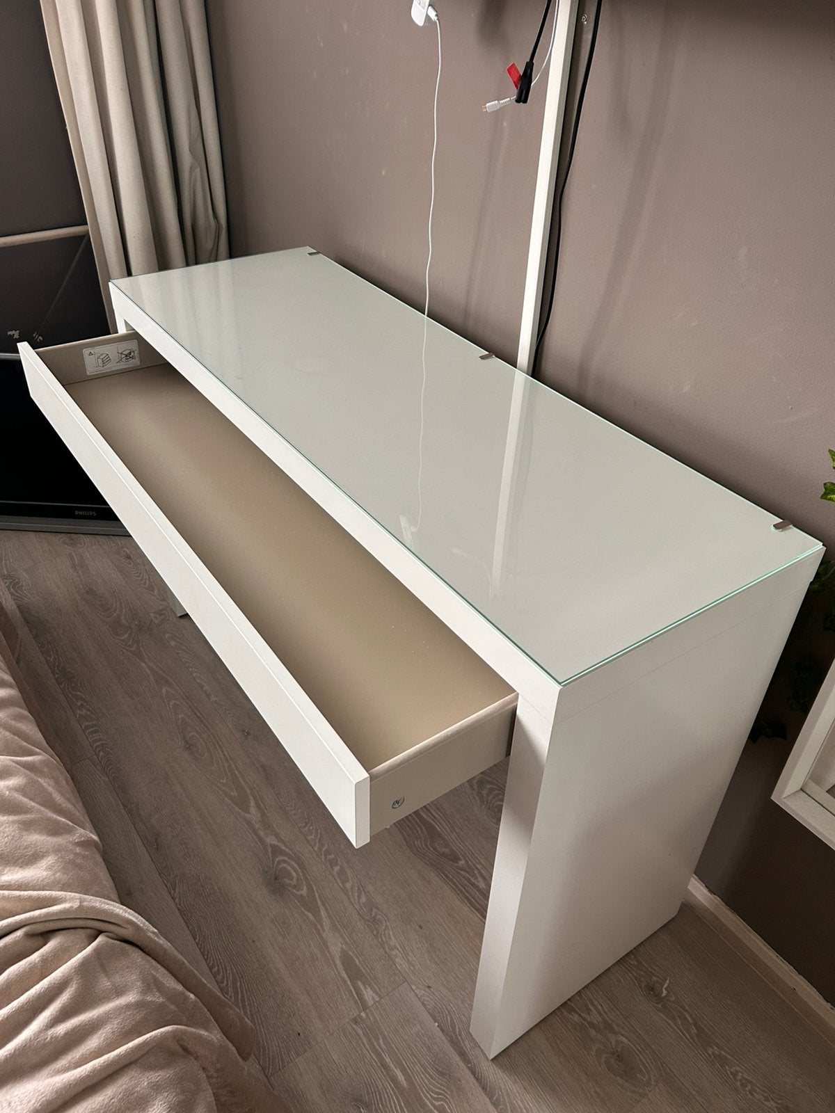 MALM make up tafel wit, Ophalen, 150 tot 200 cm, Zo goed als nieuw, Minder dan 100 cm