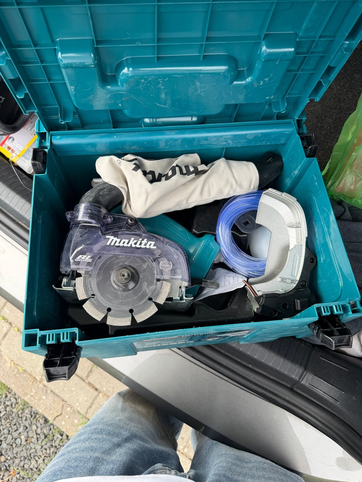 Makita DCC500 18V Accu Diamantzaag in Mbox, Ophalen, Cirkelzaag, 600 tot 1200 watt, Zo goed als nieuw