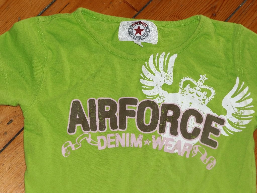 Foto 2 van leuk Airforce shirt maat 12 - 152