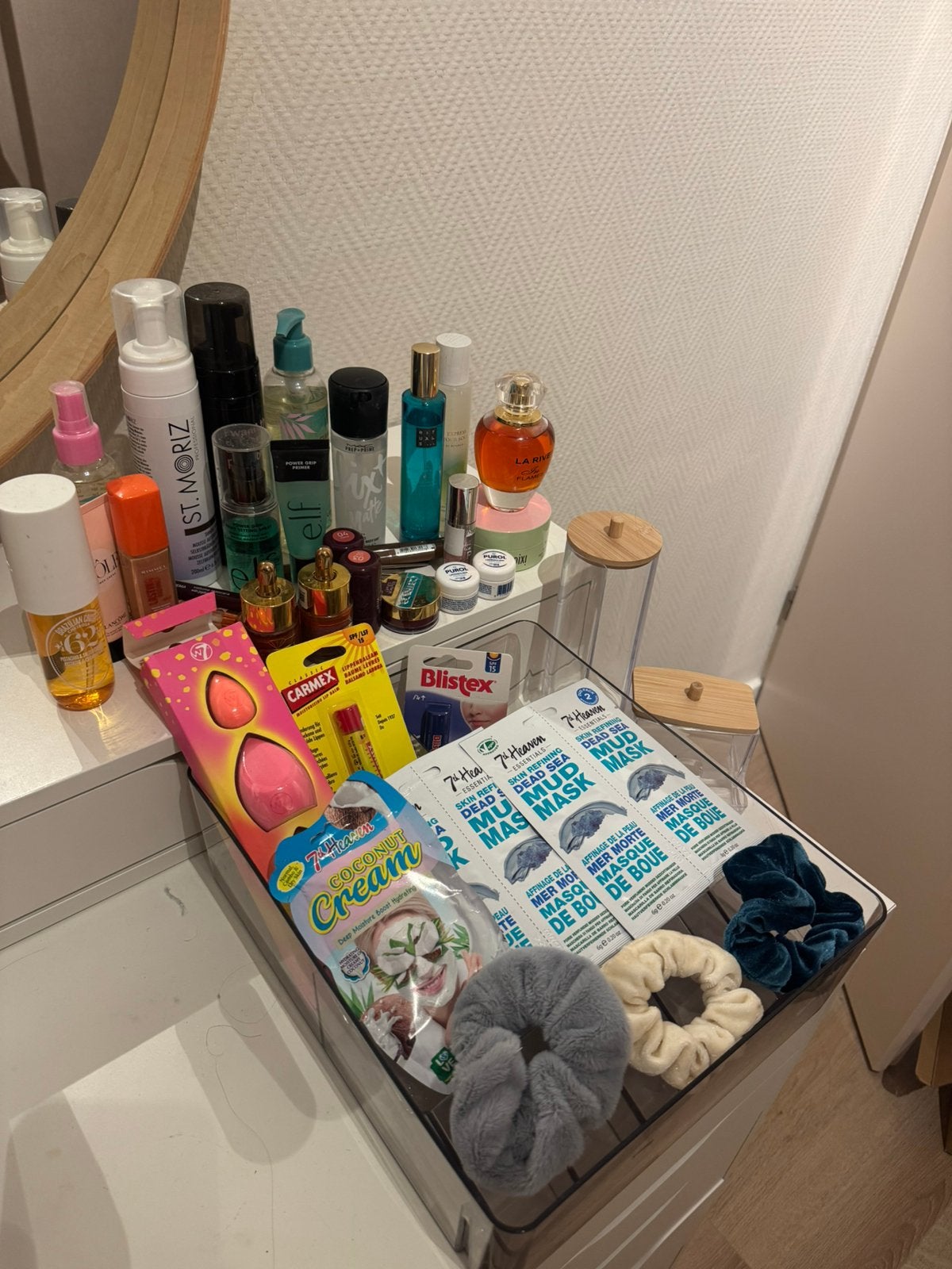 Groot beauty pakket Make-up, Skincare, Rituals, Pixi, e.l.f., Ophalen of Verzenden, Zo goed als nieuw, Overige kleuren, Gehele gezicht