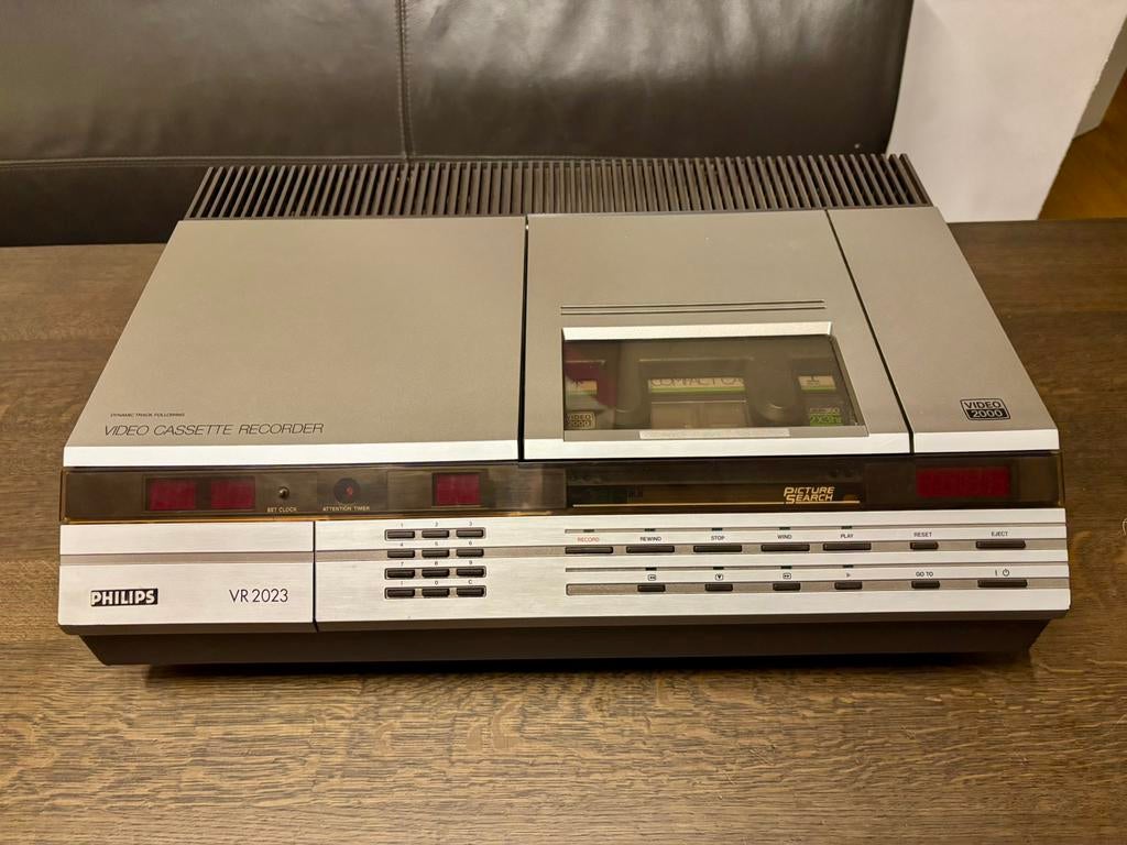 Philips VR2023 Video 2000 recorder met banden DEFECT, Ophalen, Niet werkend, Video 2000-speler of -recorder