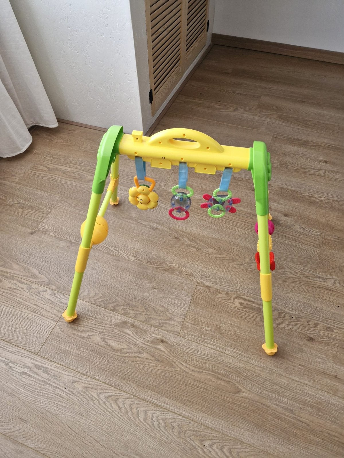 BABYSPULLENS KINDERWAGEN BABYBAD SCHOMMELSTOEL AUTOSTOEL ENZ, Ophalen, Zo goed als nieuw
