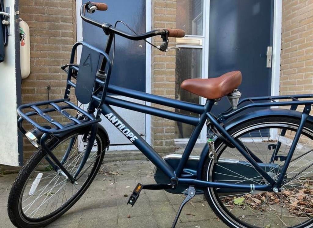 Nette Antilope kinderfiets 24 inch met voordrager, Fietsen en Brommers, Fietsen | Jongens, Ophalen, 24 inch, Velgrem, Handrem