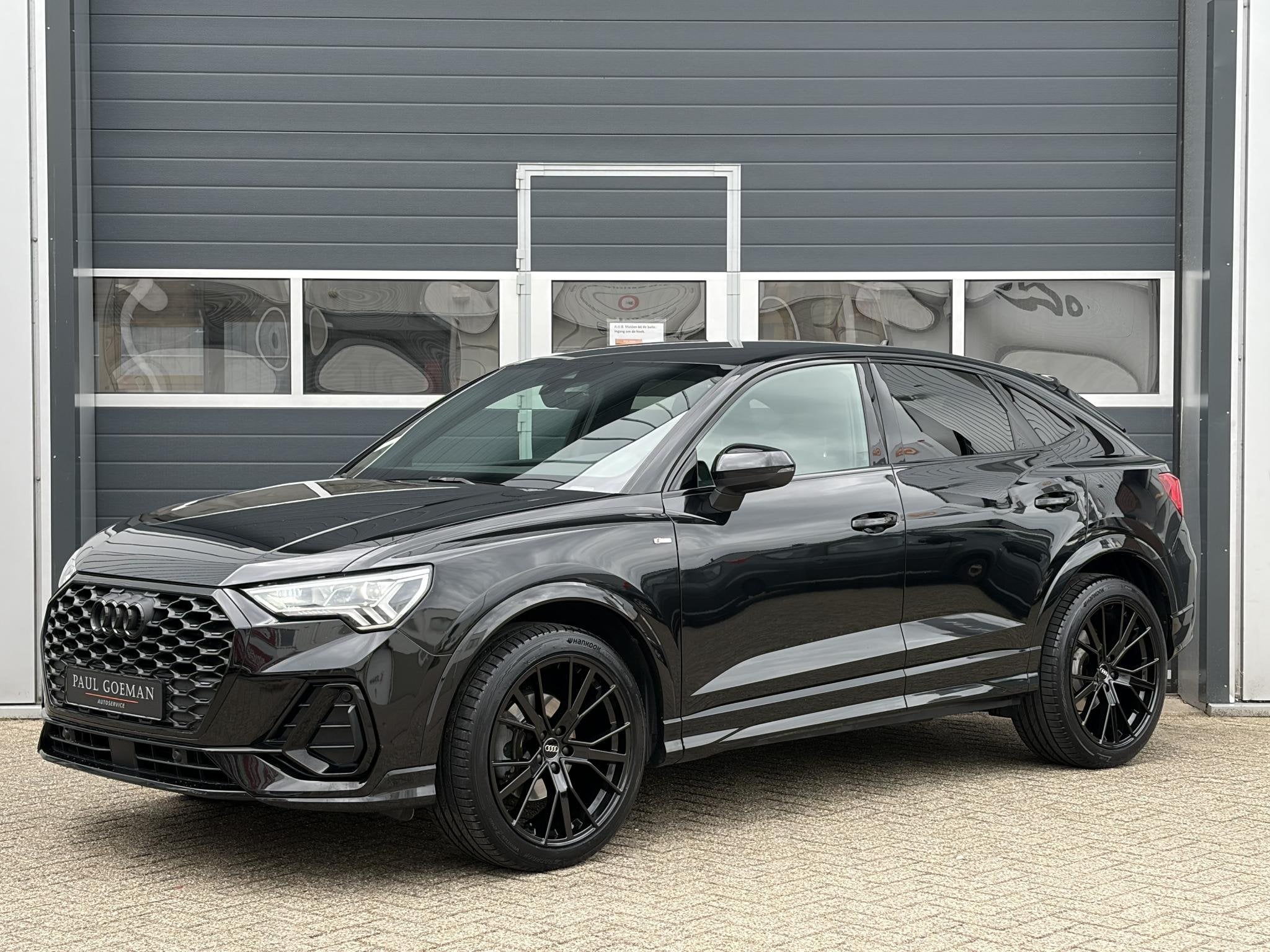 Audi Q3 Sportback 35 TFSI 3x S line | Keyless | Virtual | El, 4 cilinders, 150 pk, 1505 kg, Zwart