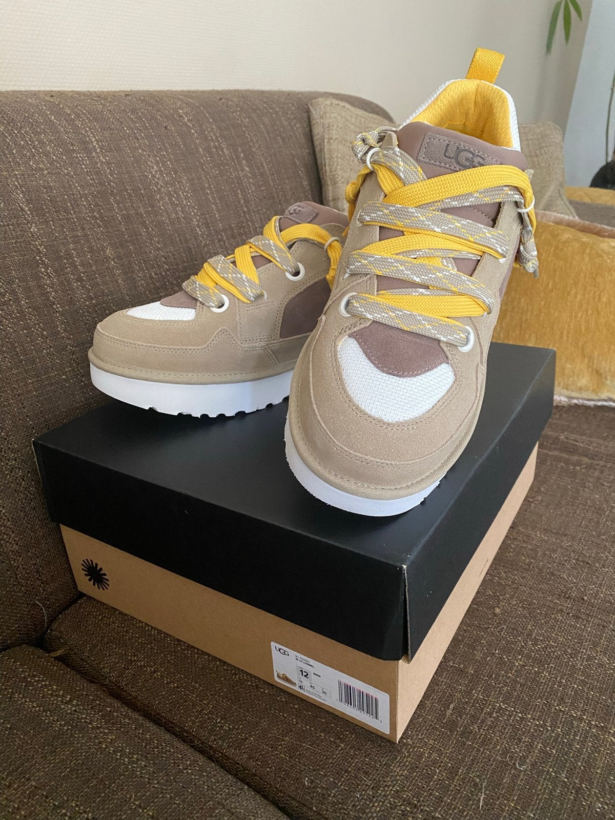 Nieuwe Uggs sneakers - Maat 46, Ophalen of Verzenden, Nieuw, Overige kleuren, Sneakers of Gympen