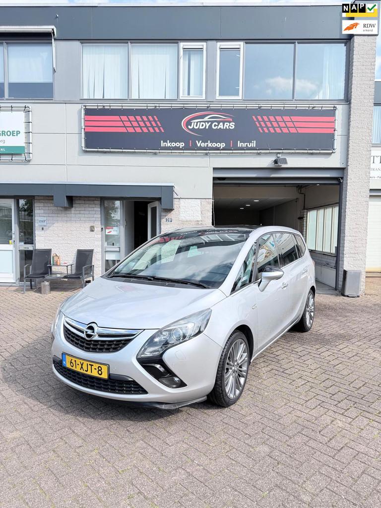 Opel Zafira Tourer 1.4 Cosmo, Auto's, Opel, Euro 5, 4 cilinders, Bedrijf, Zafira