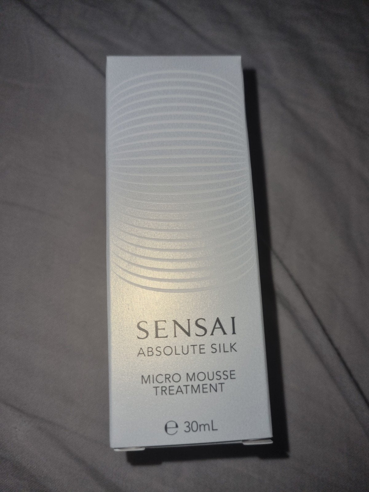 Sensai Absolute Silk Micro Mousse Treatment 30ml Nieuw, Sieraden, Tassen en Uiterlijk, Uiterlijk | Gezichtsverzorging, Ophalen of Verzenden