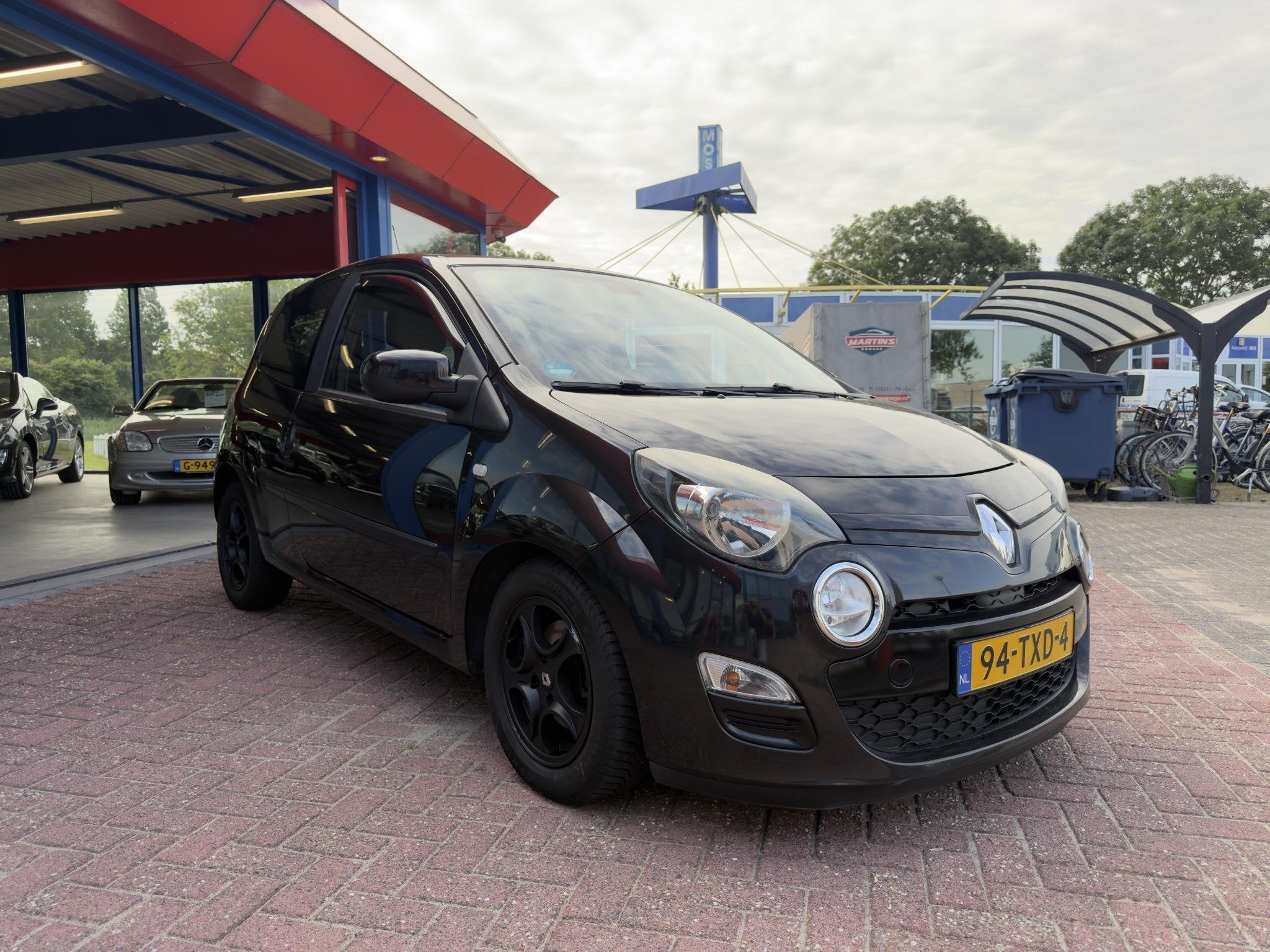 Renault Twingo 1.2 16V Dynamique DEALERONDERHOUDEN | Nette S, Gebruikt, 4 cilinders, 4 stoelen, Zwart