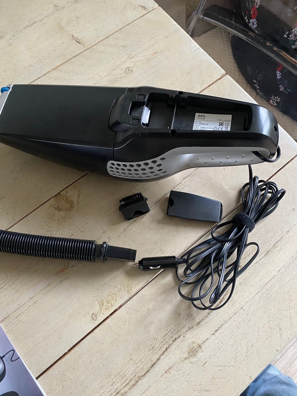 Foto 4 van 12volt oldtimer - auto/boot/caravan/stofzuiger